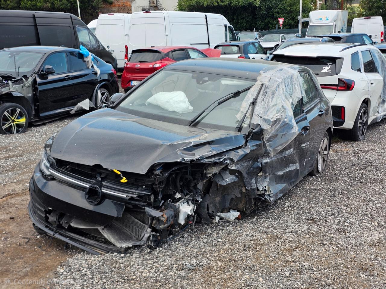 SINISTRATO Volkswagen Golf 2.0 TDI 115 CV DSG SCR Life
