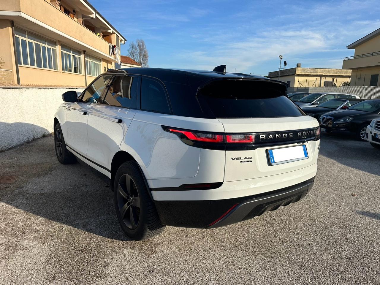 Velar 2.0D I4 240 CV R-Dynamic DEL 2020 PARI AL NUOVO