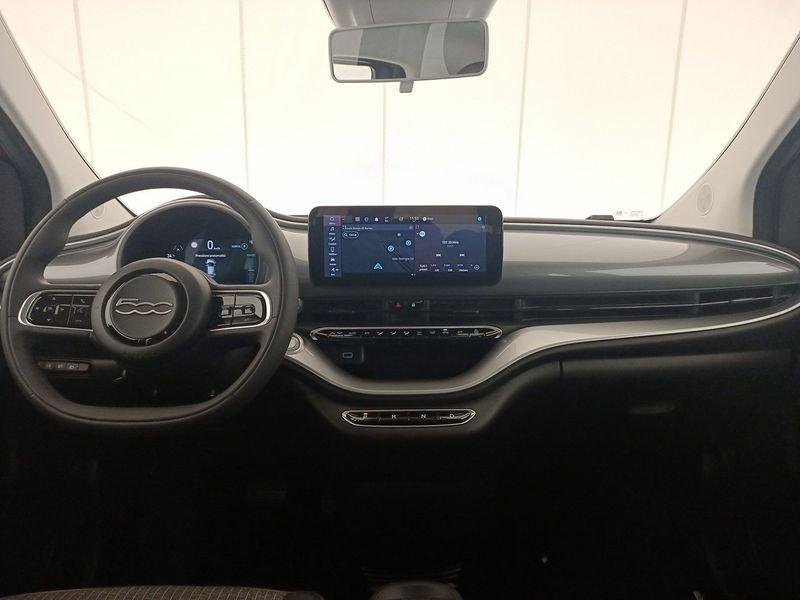 FIAT 500e 42 kWh Icon +