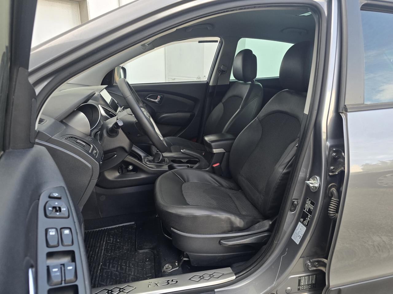 Hyundai iX35 1.7 CRDi 2WD Xpossible