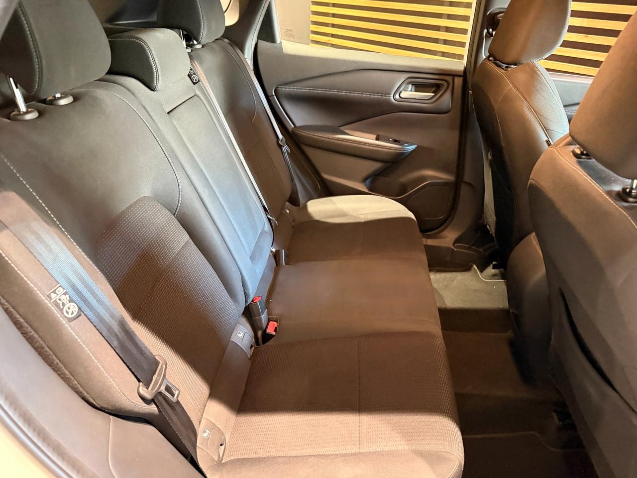 Nissan Qashqai MHEV 140 CV Business