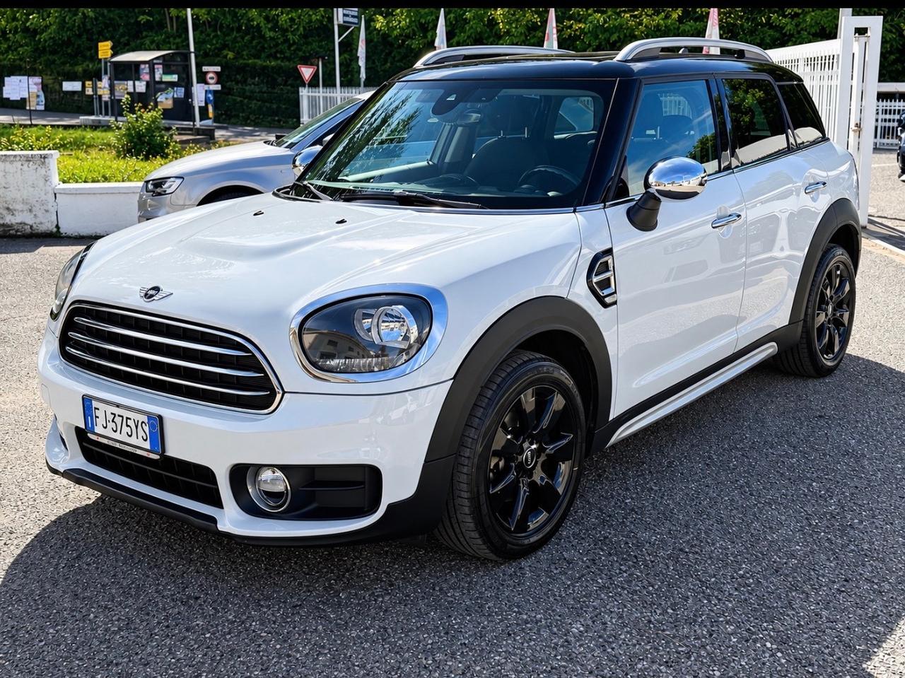 Mini Cooper Countryman D automatica