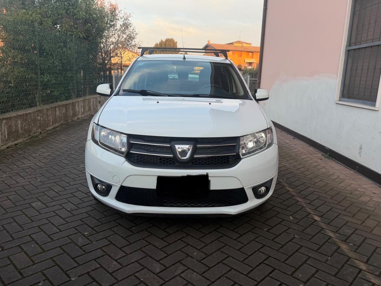 Dacia Sandero stepway 1.2 GPL 75CV gancio traino