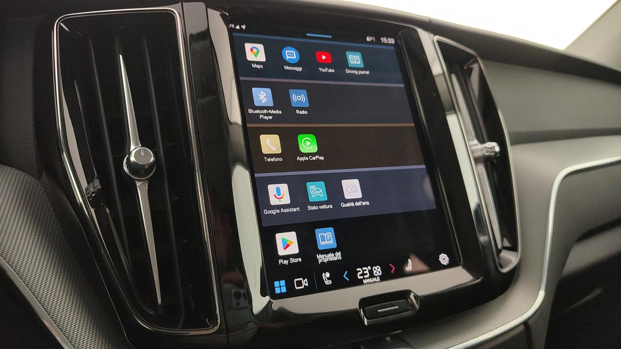 VOLVO XC60 2.0 b4 Plus Dark auto