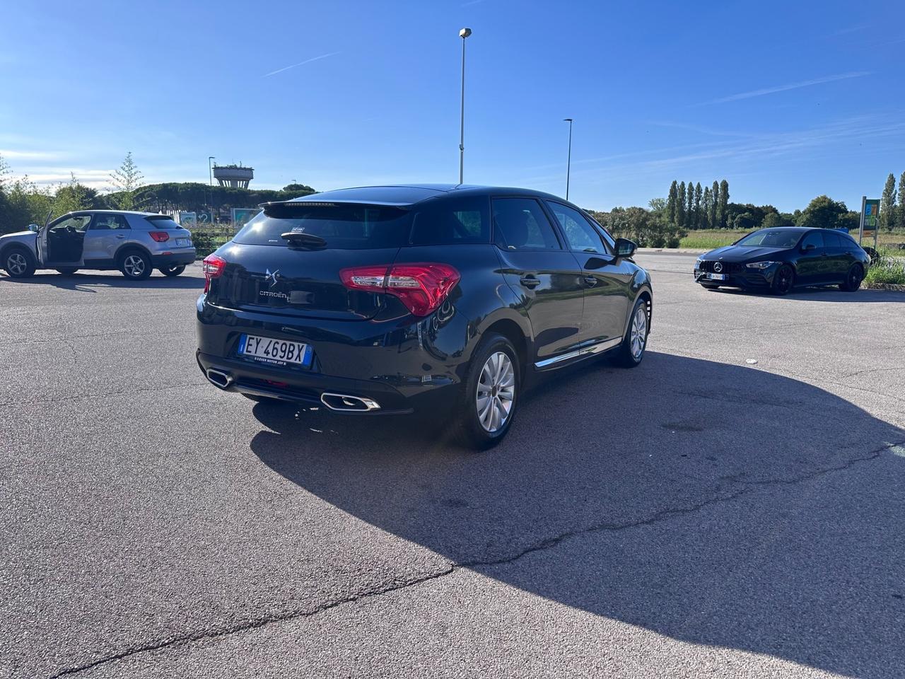 Ds DS5 5 1.6 e-HDi 115 ETG6 So Chic