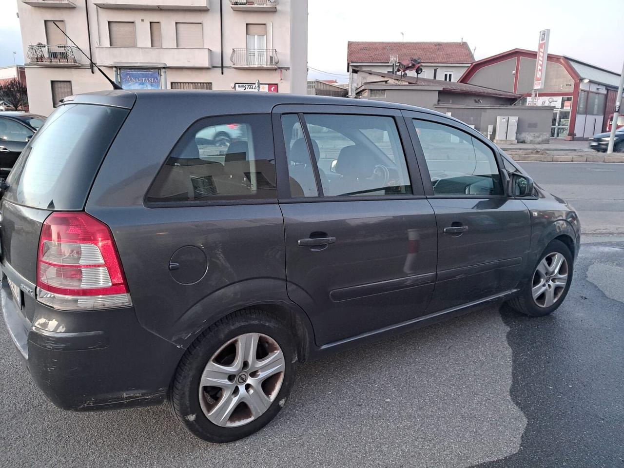 Opel Zafira 1.8 16V GPL-TECH Cosmo 7 POSTI