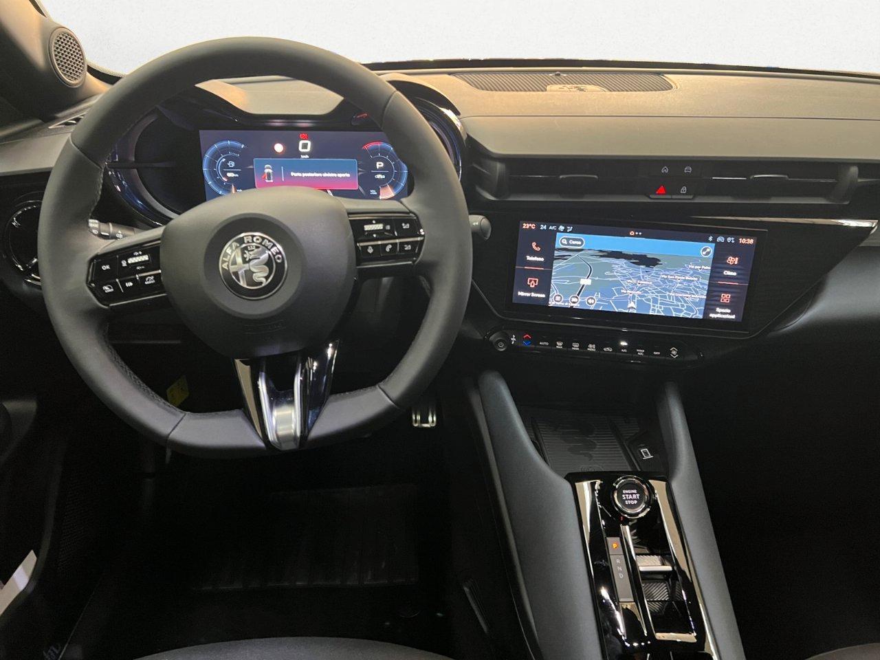Alfa Romeo Junior 1.2 ibrida Sprint 145cv edct6 KM0