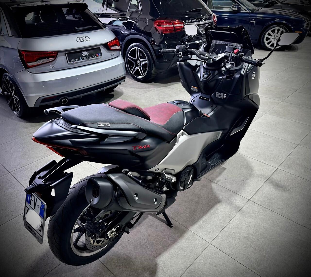 Yamaha T Max 560 Black Max 25th Anniversary