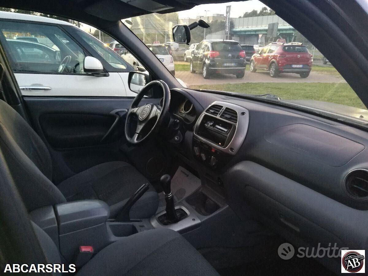 Toyota RAV 4 RAV4 2.0 Tdi D-4D cat 5 porte Sol
