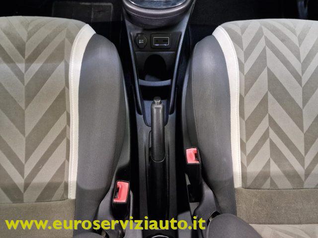 LANCIA Ypsilon 1.2 69 CV 5 porte Platinum
