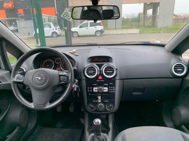 OPEL Corsa 1.2 5 porte Cosmo