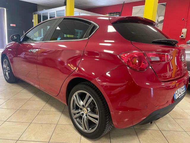 ALFA ROMEO Giulietta 1.6 JTDm-2 105 CV Distinctive