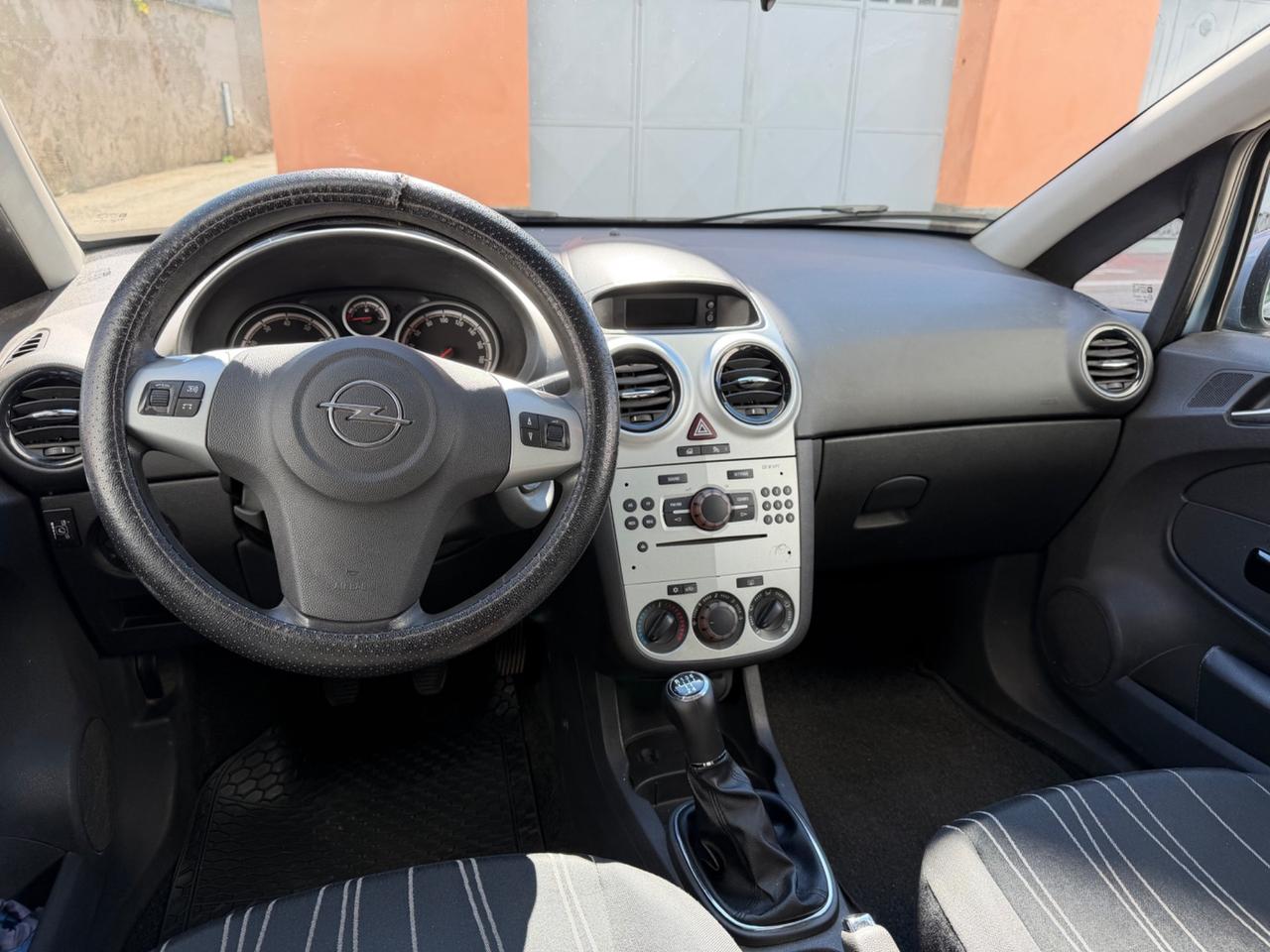 Opel Corsa 1.2 80CV 5 porte GPL-TECH Club
