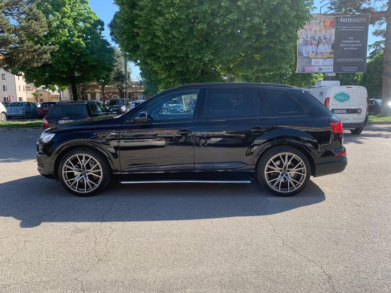Audi Q7 3.0 50 TDI MHEV S Line
