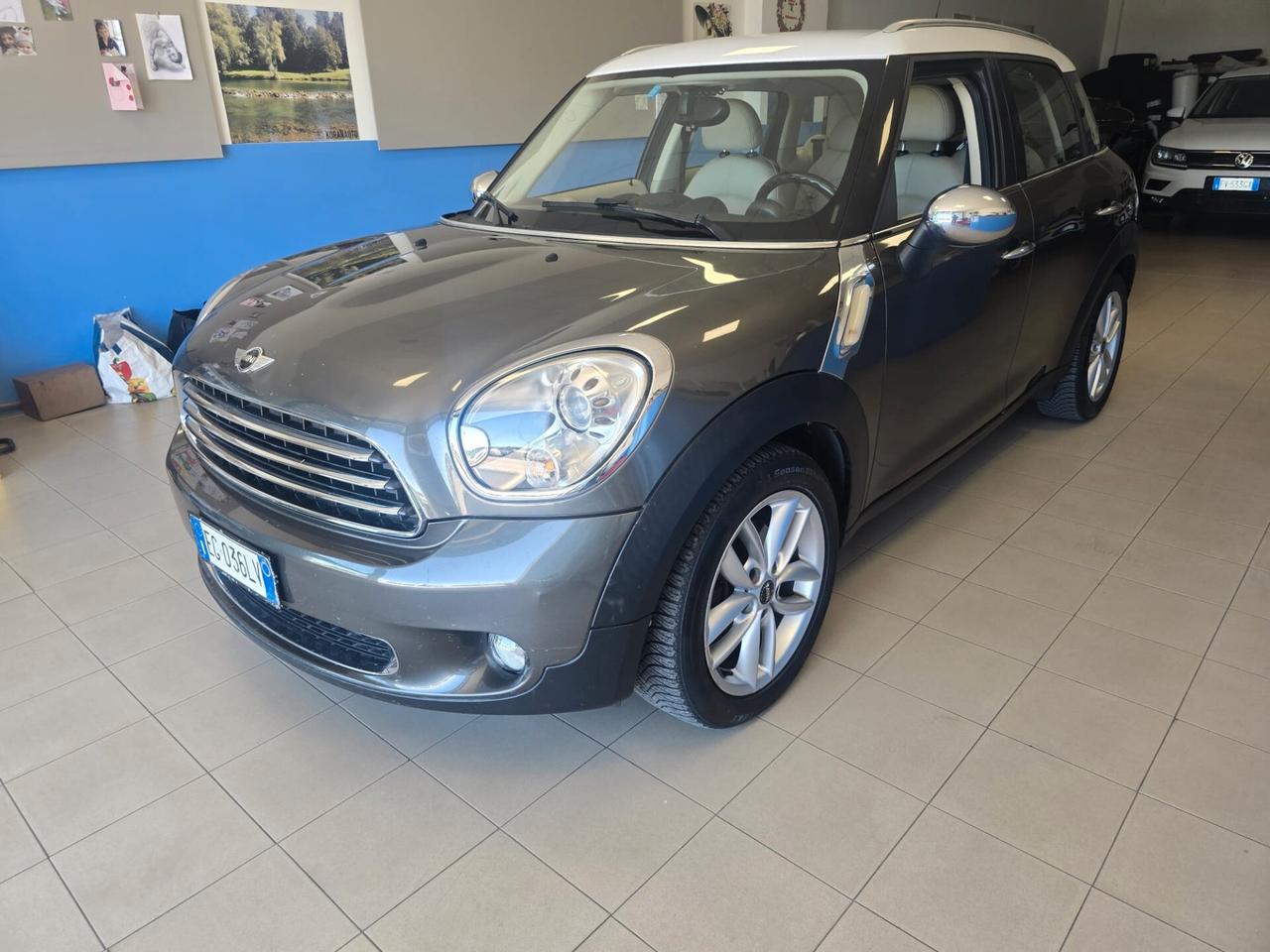 Mini One Countryman 2.0 Cooper D ALL4 Automatica