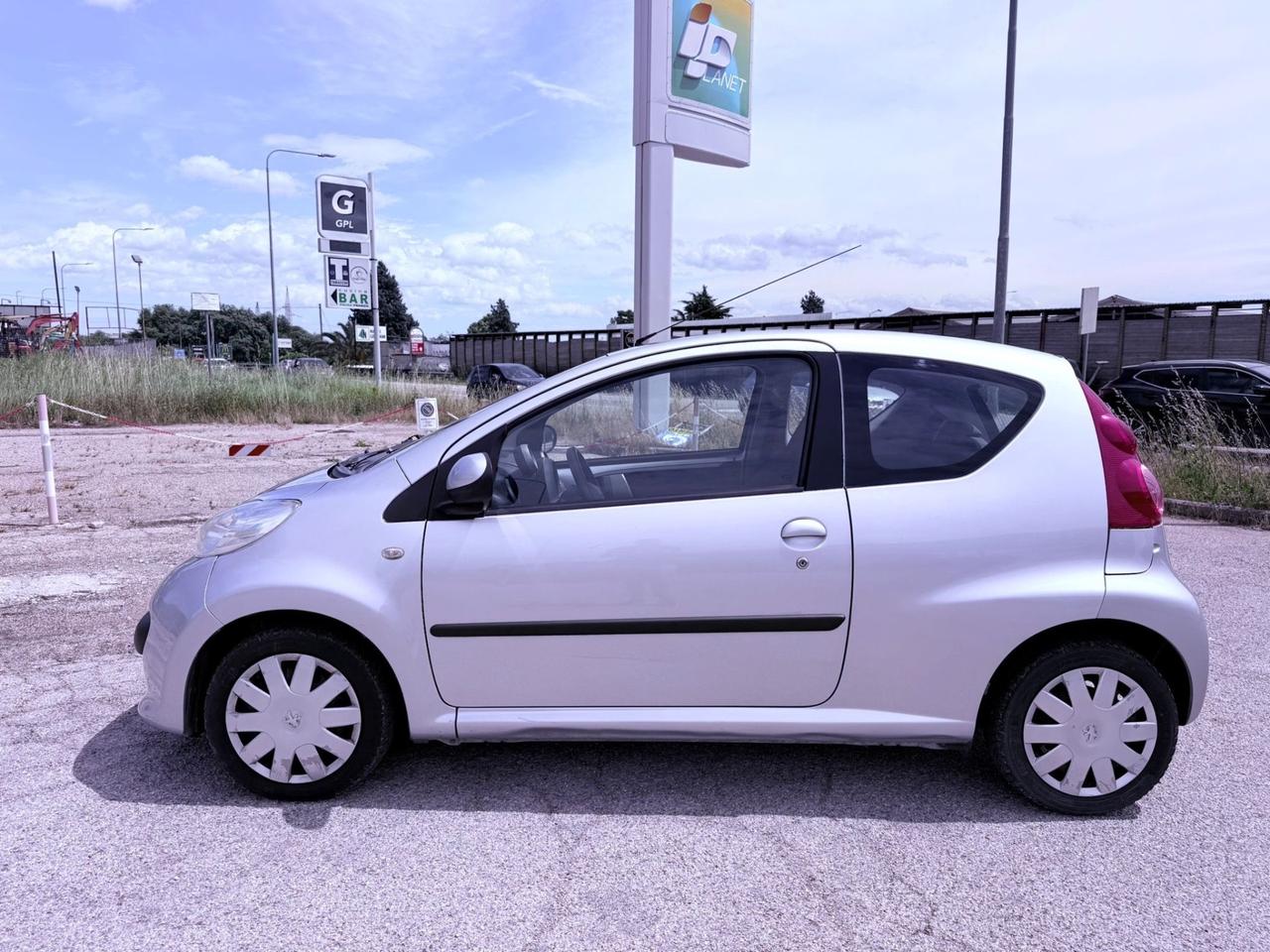 Peugeot 107 1.0 68CV 3p. Ok neopatentati