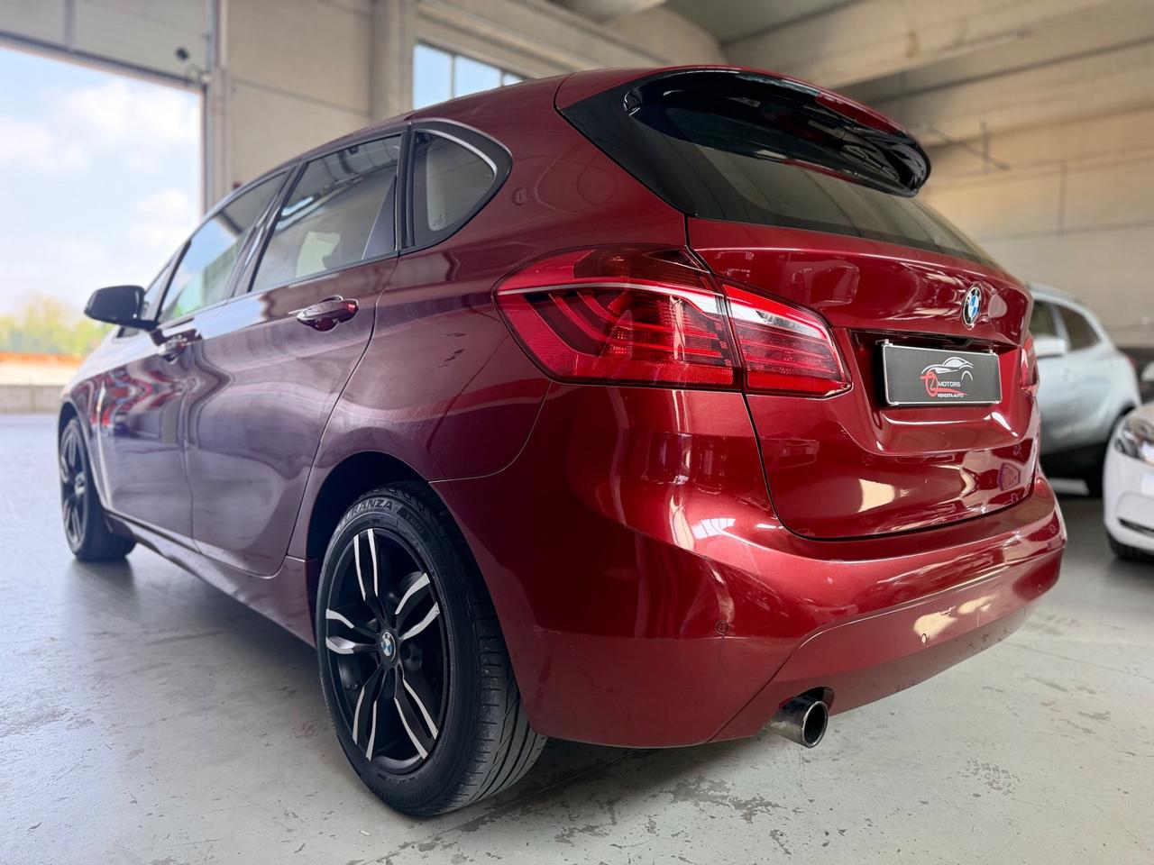 Bmw 218 218i Advantage AUTOMATICO NEOPATENTATI