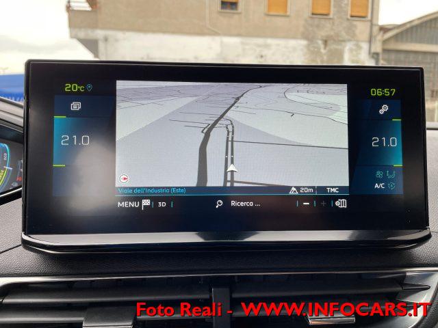 PEUGEOT 3008 Hybrid PHEV 225 e-EAT8 Allure Pack PROMO !!