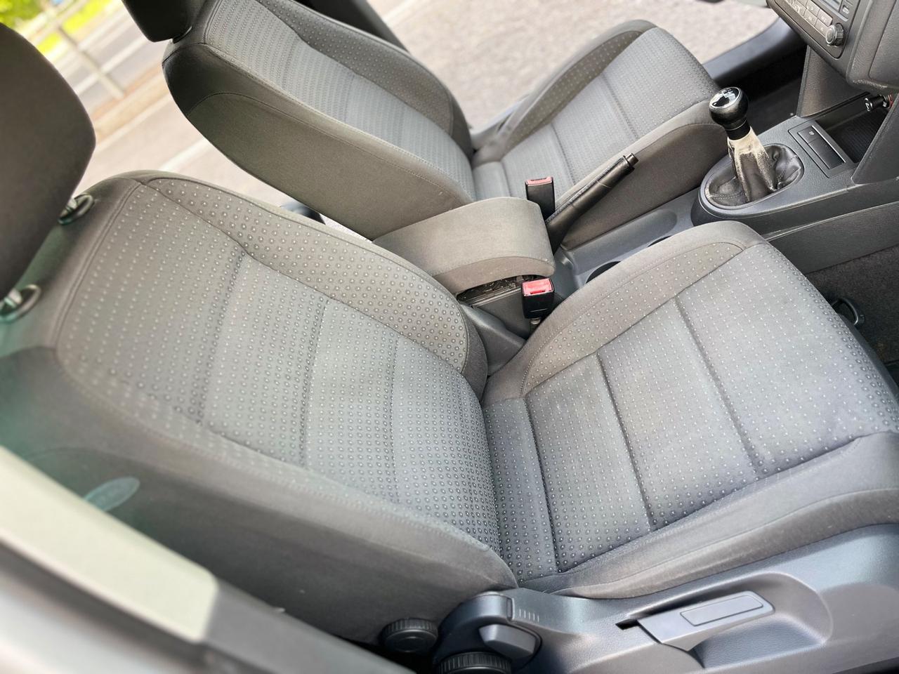 Volkswagen Touran 1.6 Trendline