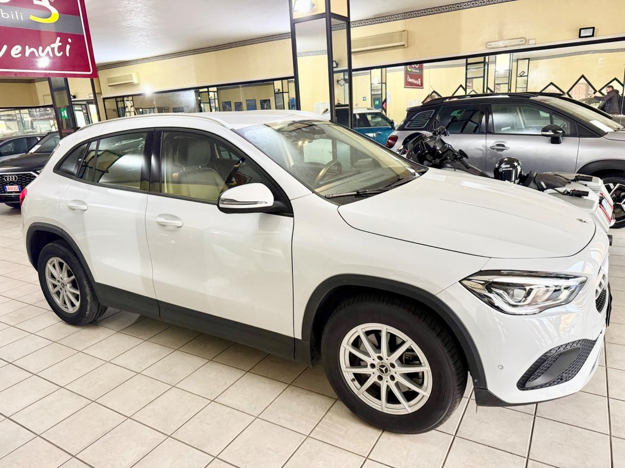 Mercedes-benz GLA 180 d Automatic Business Extra