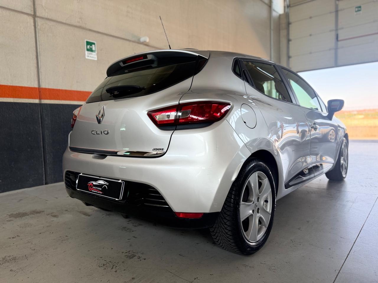 Renault Clio 1.2 75CV GPL 5 porte Wave NEOPATENTATI