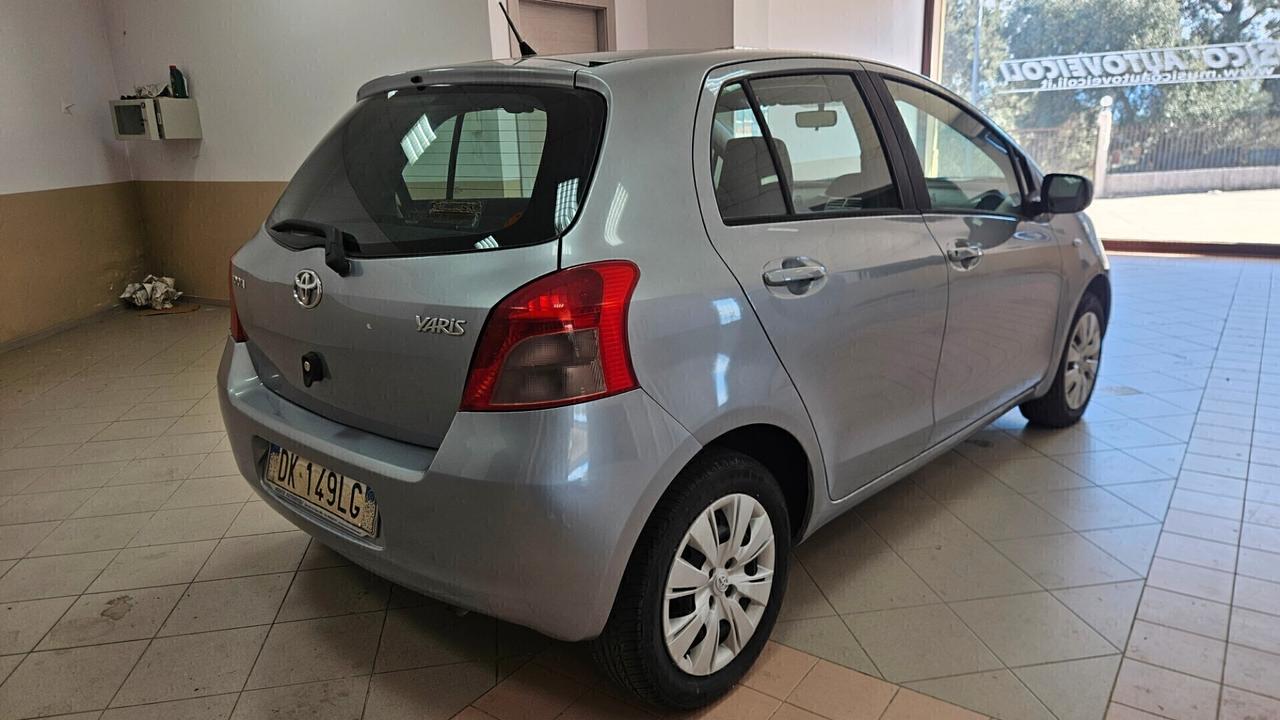 Toyota Aygo 1.0 12V VVT-i 5 porte