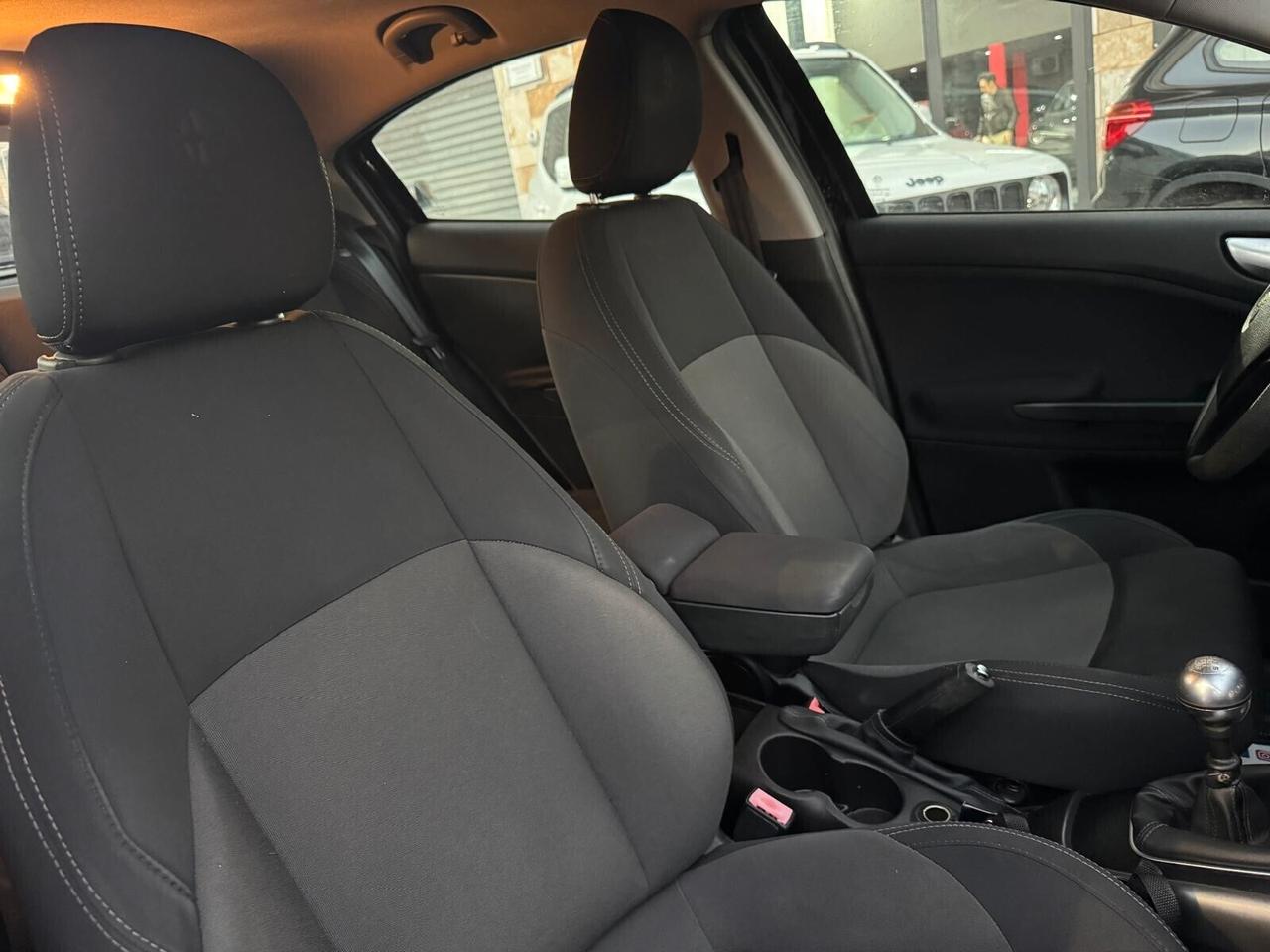Alfa Romeo Giulietta 1.6 M.jet Distinctive * 2016 * Navi * Garantita 12 Mesi