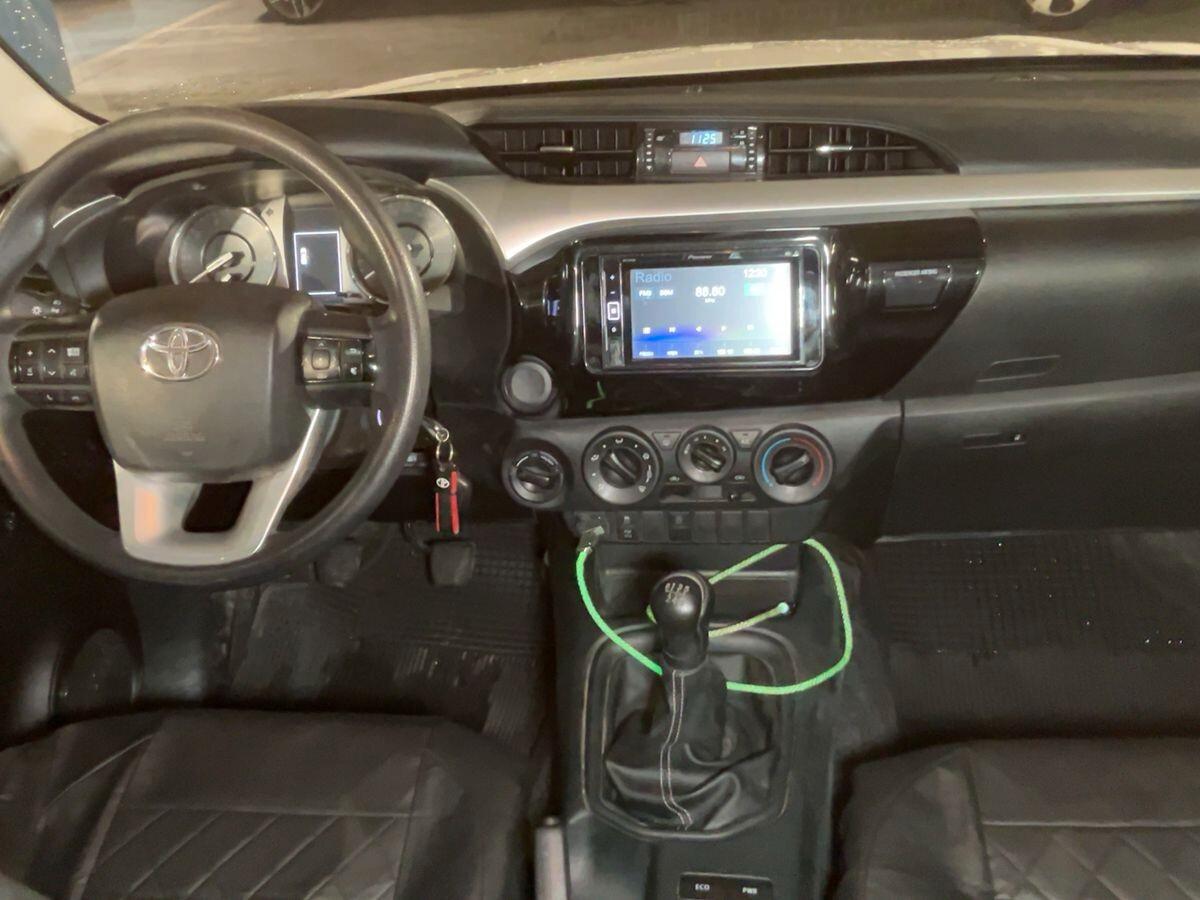 Toyota Hilux 2.4 D-4D Double Cab Comfort 4x4