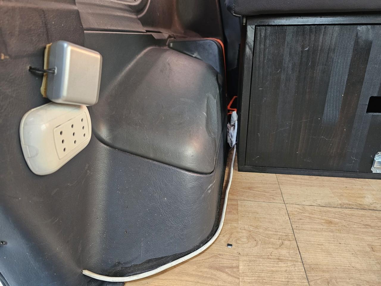 Mercedes-benz V benzina