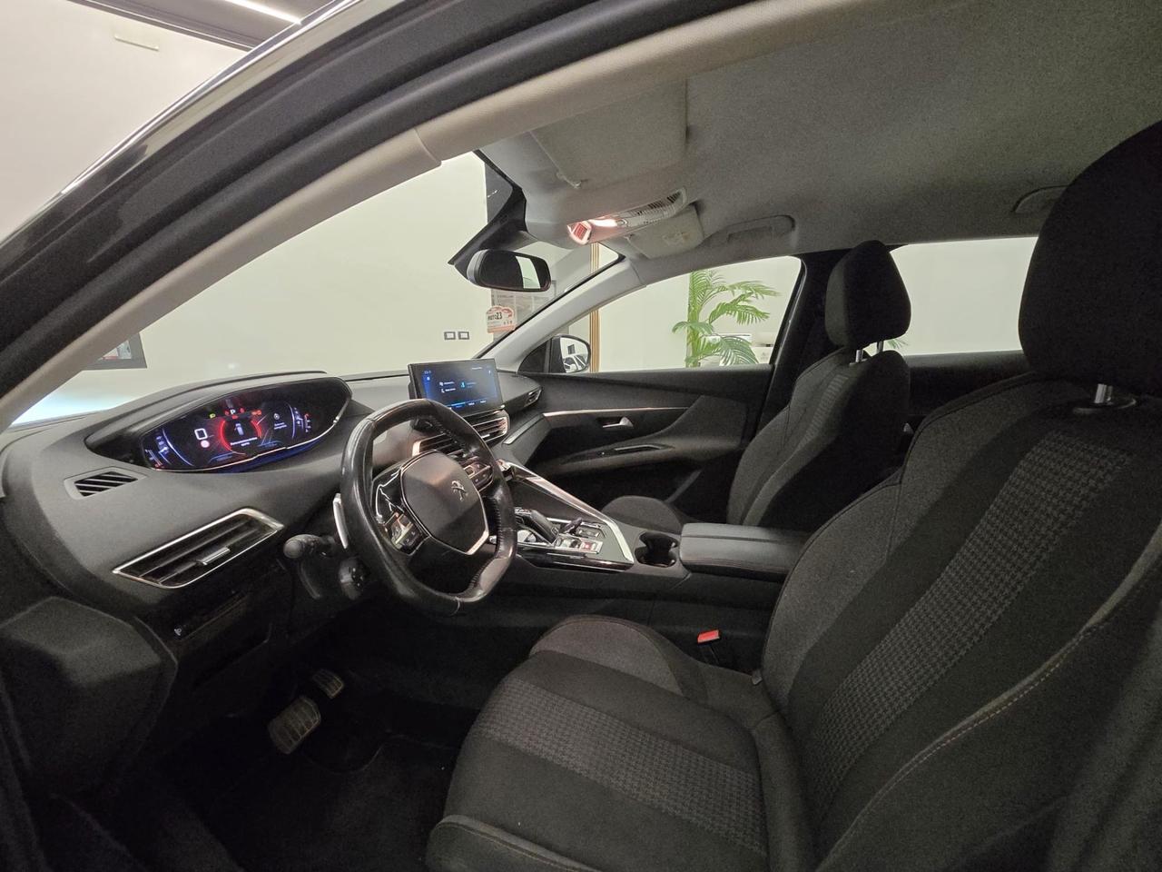 Peugeot 3008 BlueHDi 130 S&S Allure n1