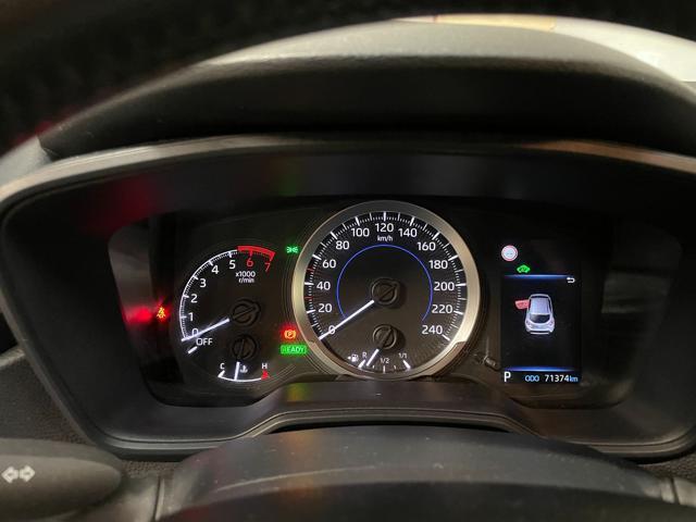 TOYOTA Corolla 1.8 Hybrid Business