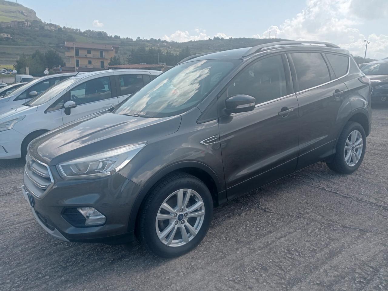 Ford Kuga 1.5 TDCI 120 CV S&S 2WD Plus