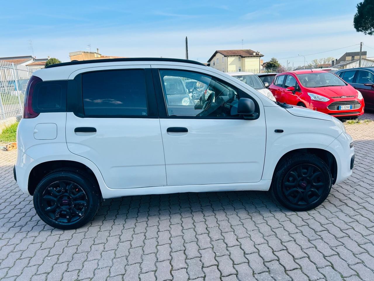 Fiat Panda 0.9 TwinAir Turbo Natural Power Lounge