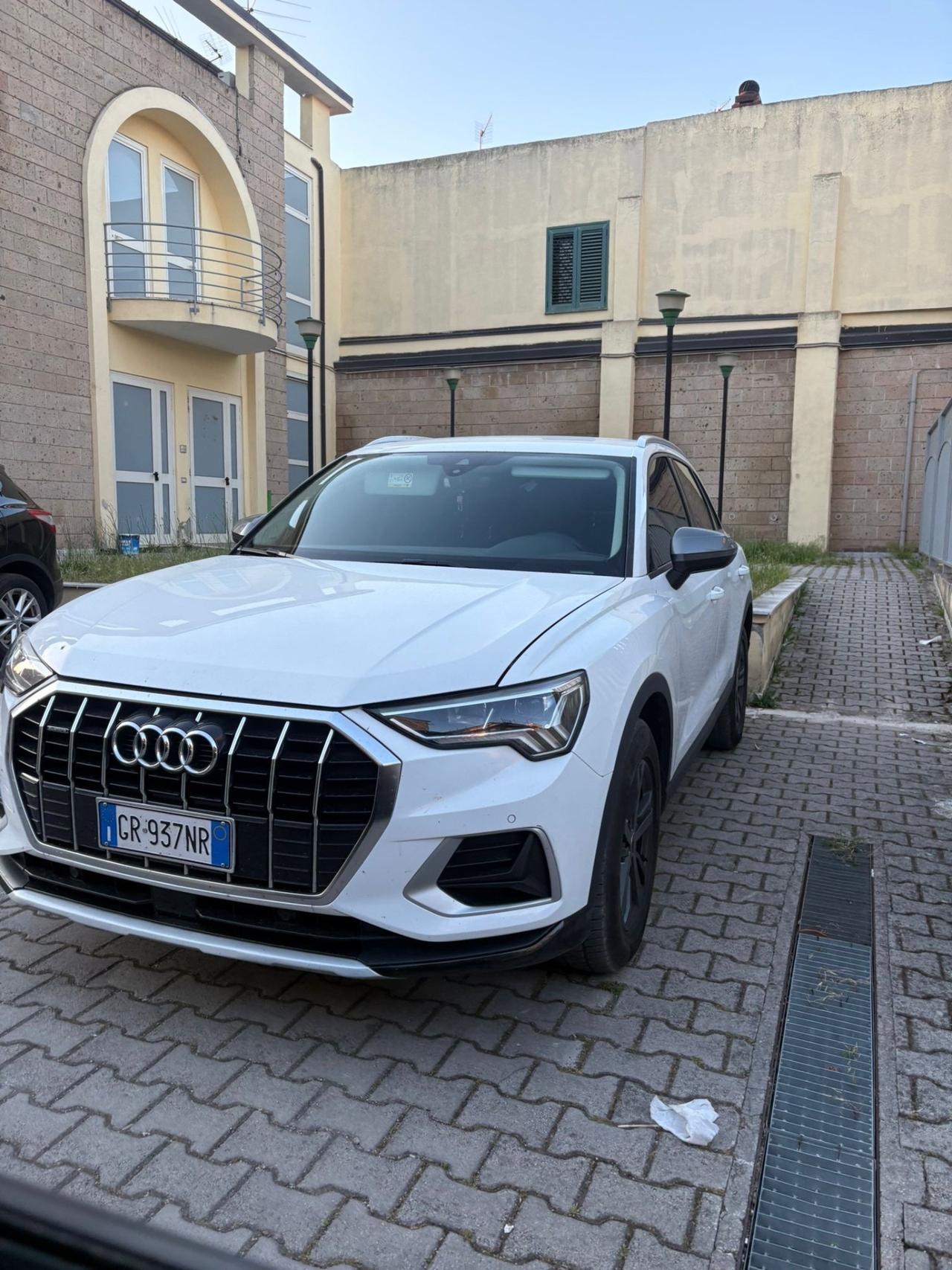 Audi Q3 40 TDI quattro S tronic line edition