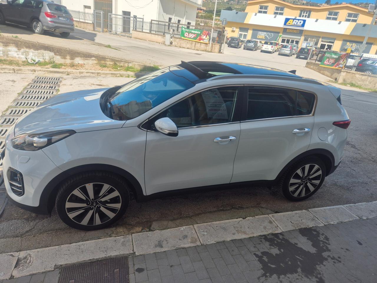 KIA SPORTAGE 1.7 115 CV TETTO APRIBILE XENON KM CERTIF