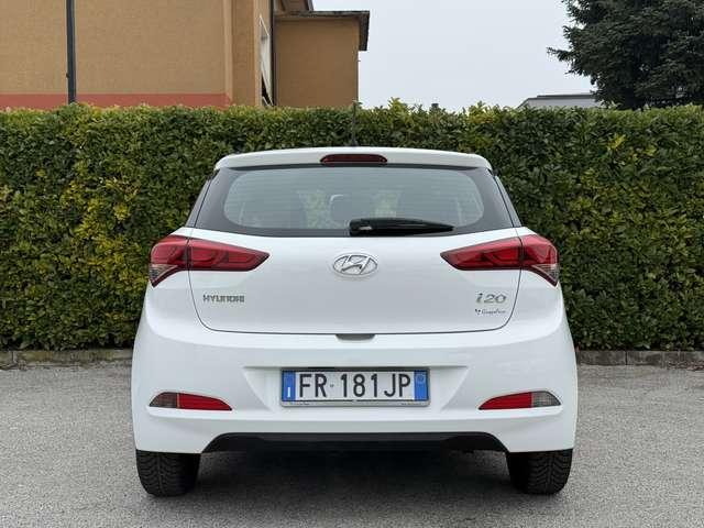 Hyundai i20 i20 II 2015 5p 1.2 Classic 84cv