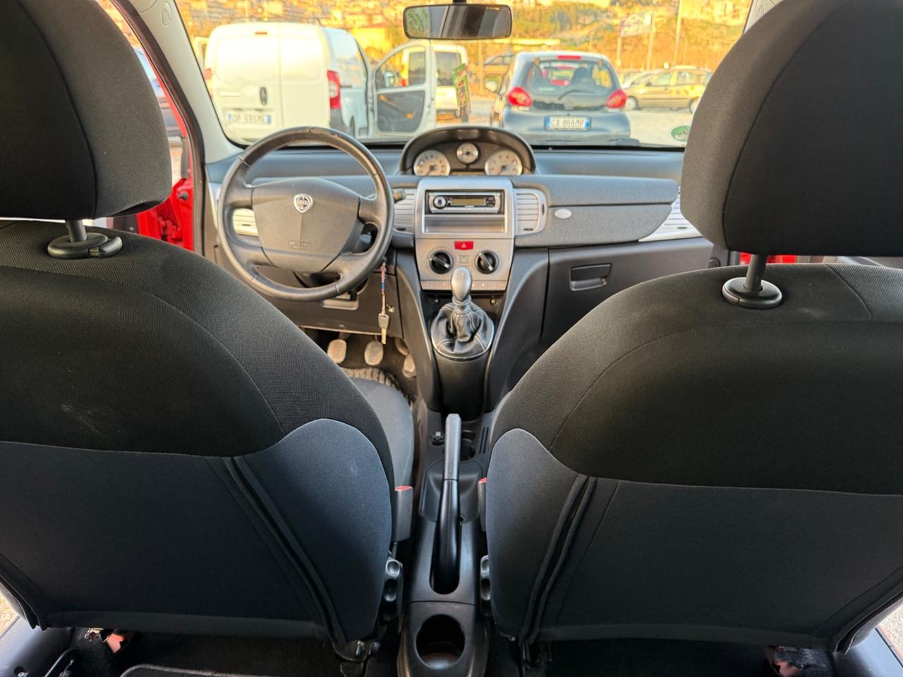 Lancia Ypsilon 1.2 Platino