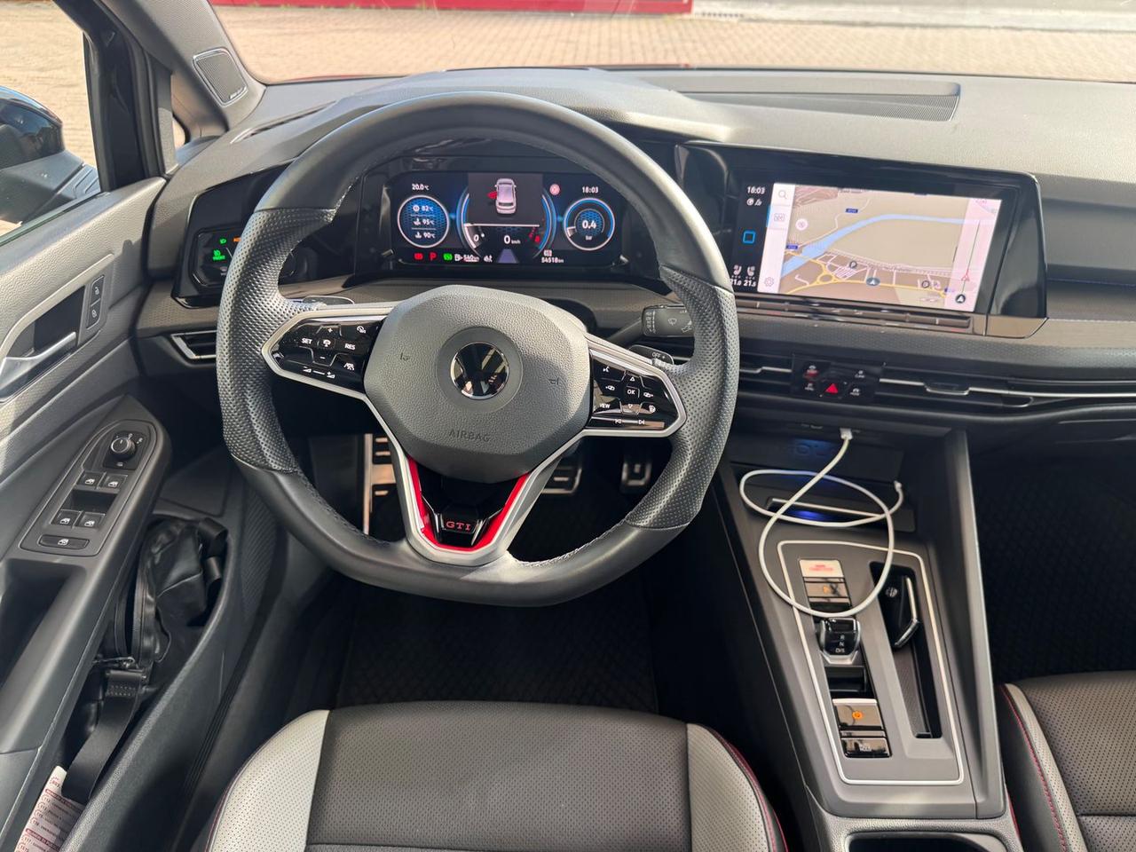 Volkswagen Golf GTI Ultimate 2.0 TSI GTI #10740