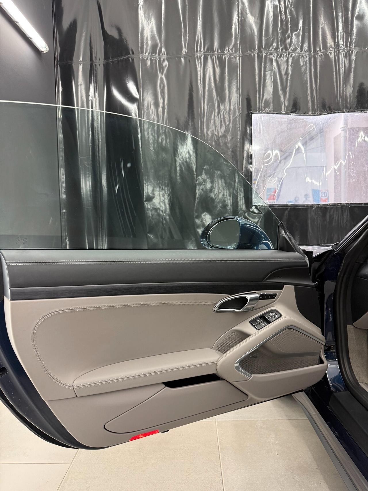 Porsche 911 991 3.8 Carrera GTS Coupé