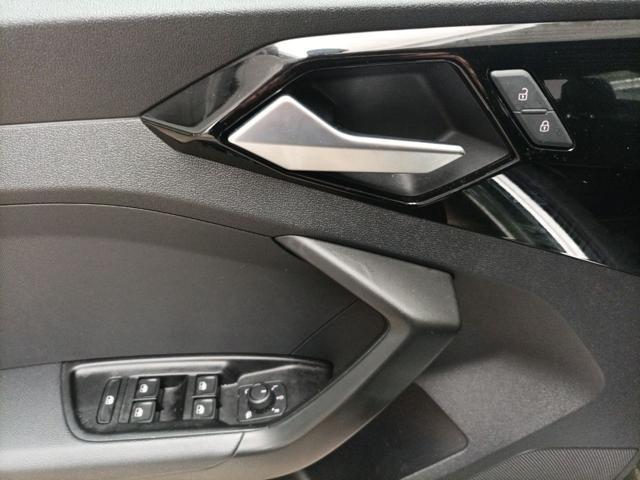 AUDI A1 sportback 30 TFSI S tronic Business