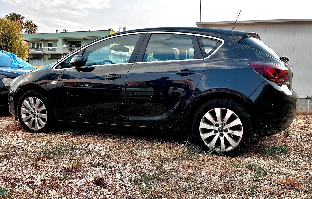 OPEL ASTRA J 1.7 CDTI 2011 MOTORE KO