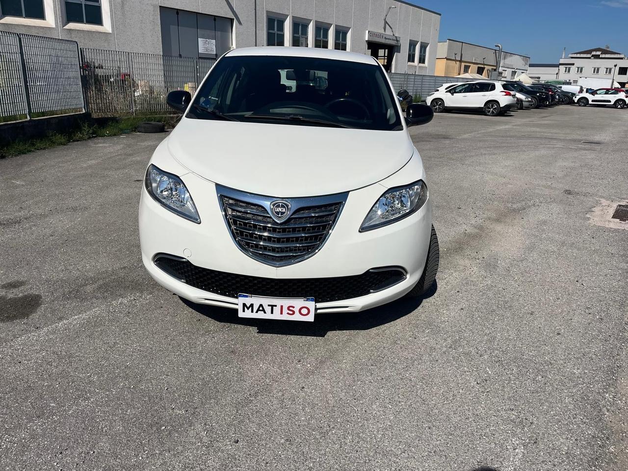 Lancia Ypsilon Platinum 110000 KM GARANZIA 12 m LEGGERE)