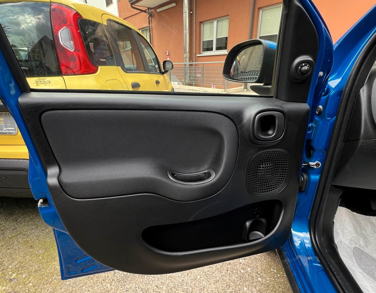 Fiat Panda 1.0 FireFly S&S Hybrid City Cross Look