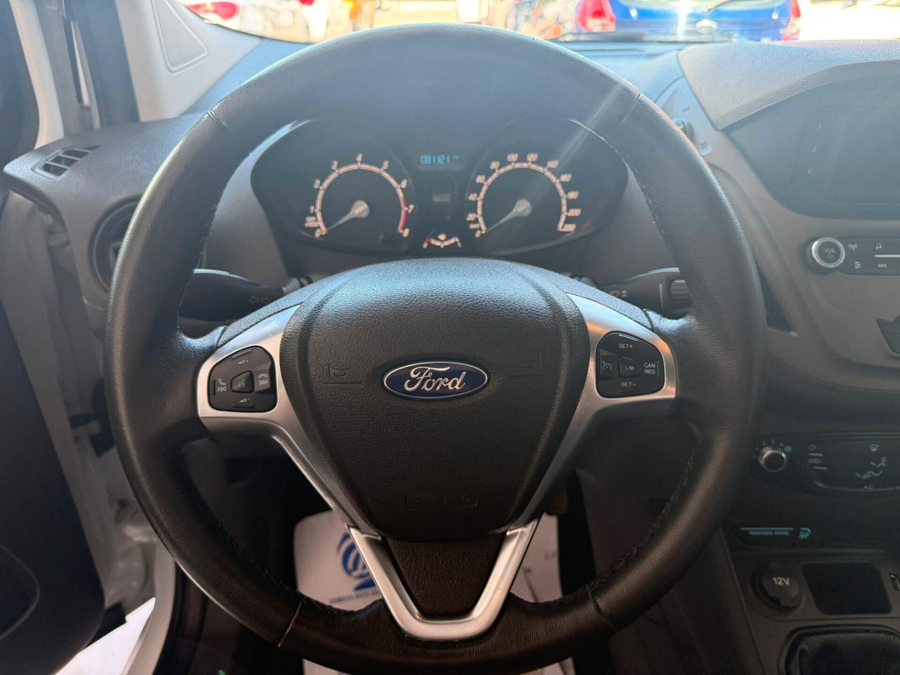 FORD TOURNEO COURIER 1.0 BENZINA 81.121 KM 2019