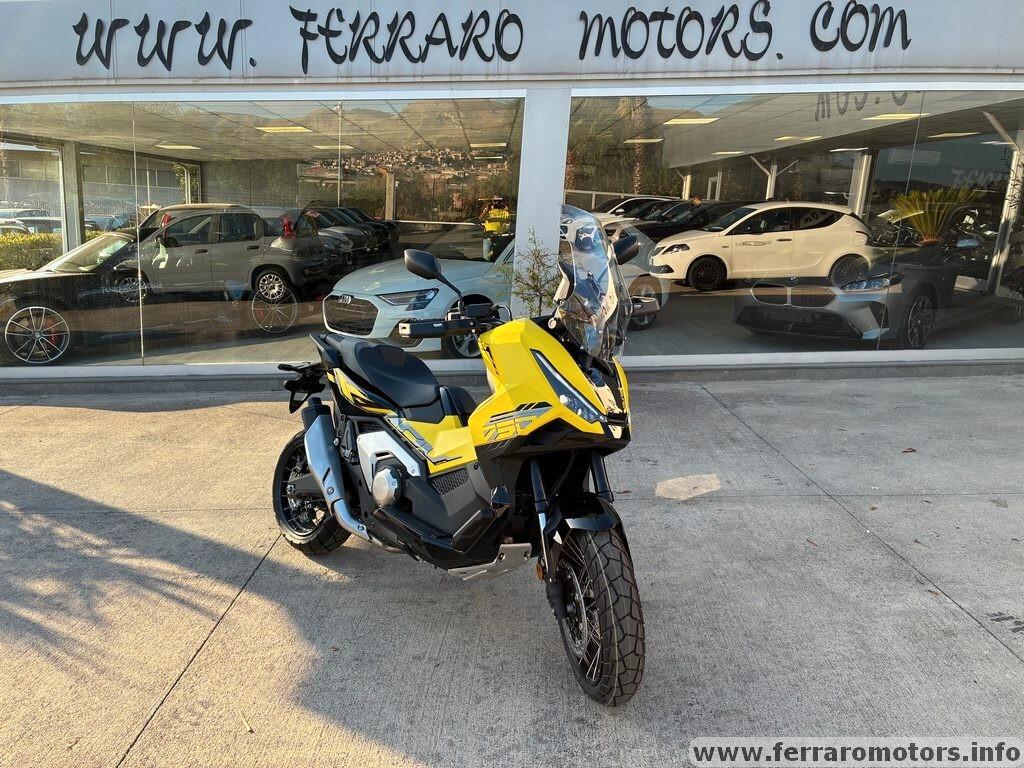 Honda X-ADV 750 limited edition a 139 euro al mese senza anticpo