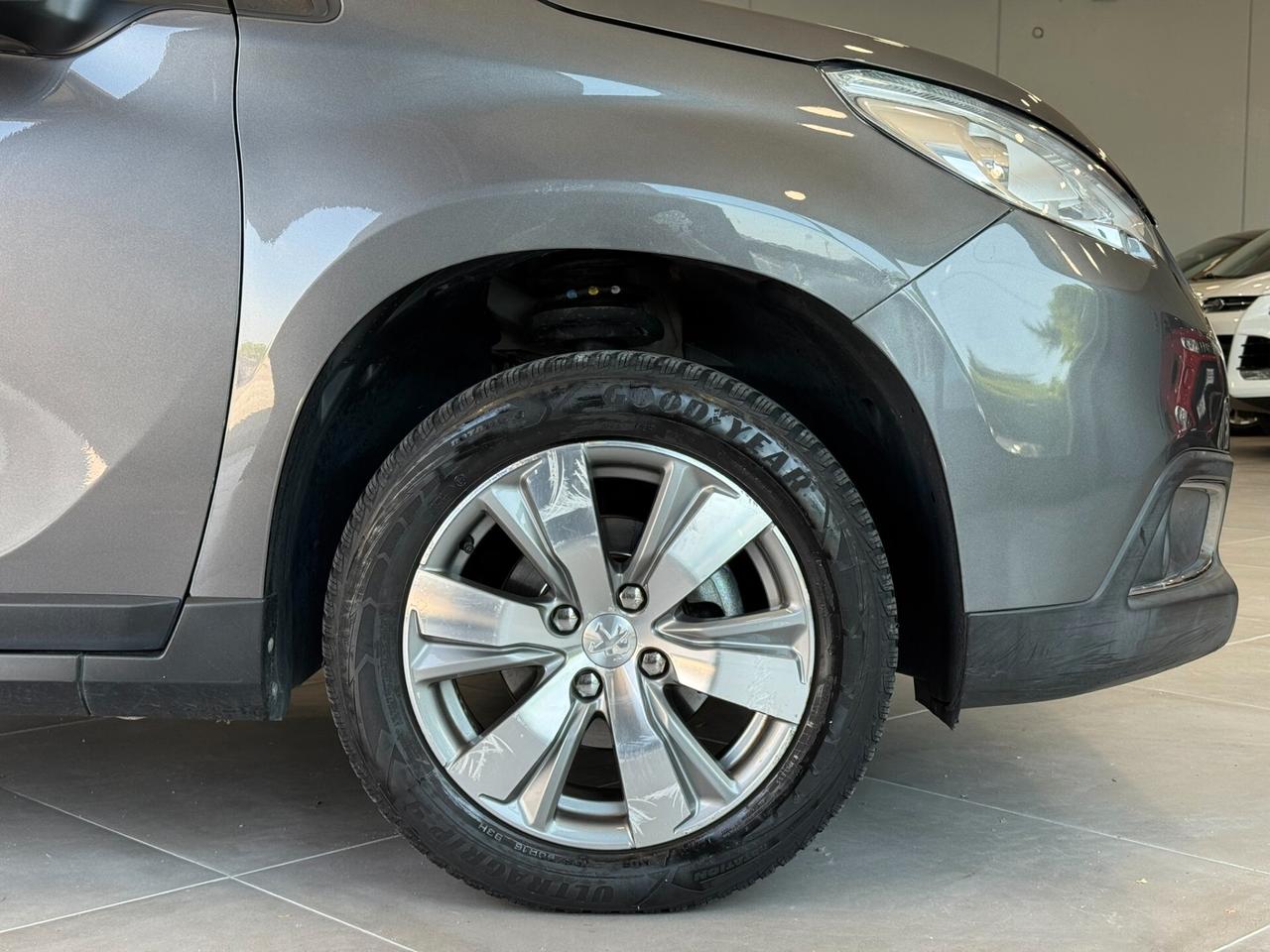 Peugeot 2008 1.2 VTi 82CV Allure