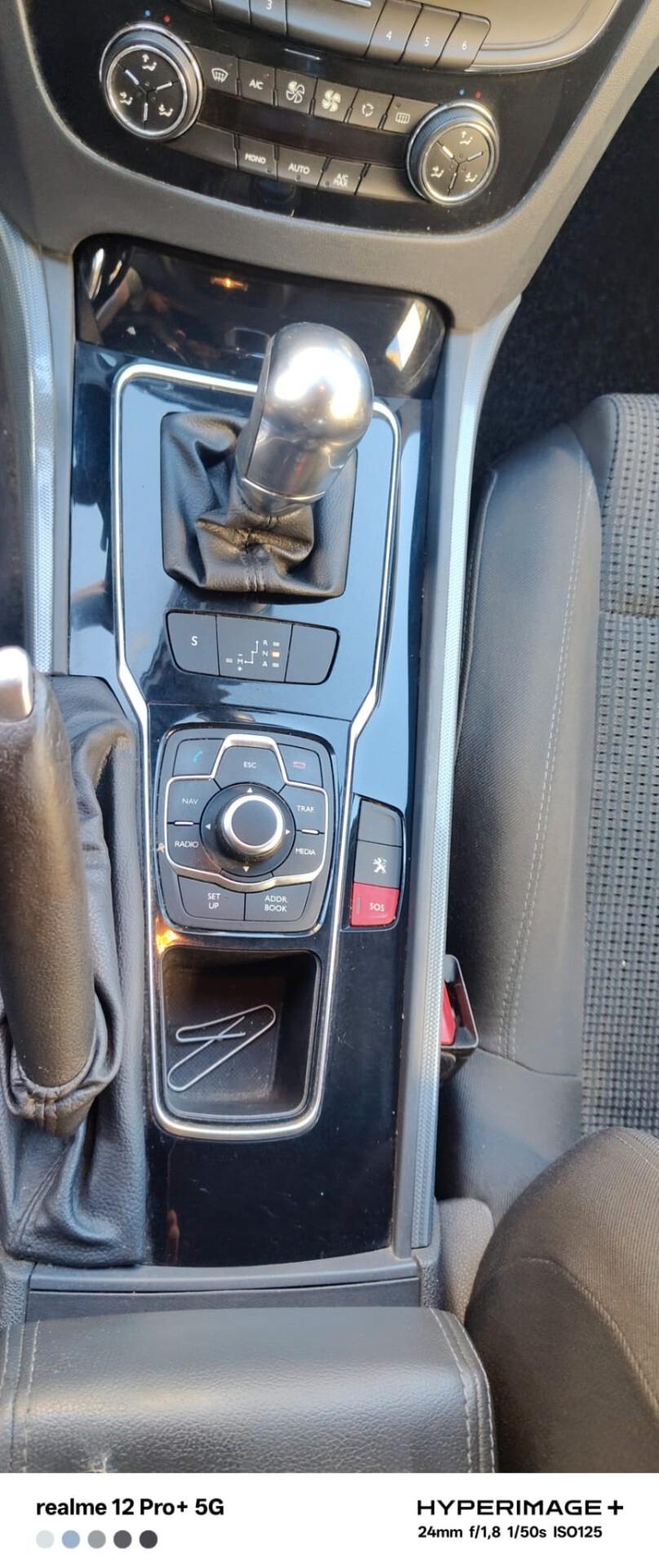 Peugeot 508 1.6 e-HDi 115CV cambio robotizzato S&S SW Ciel Allure