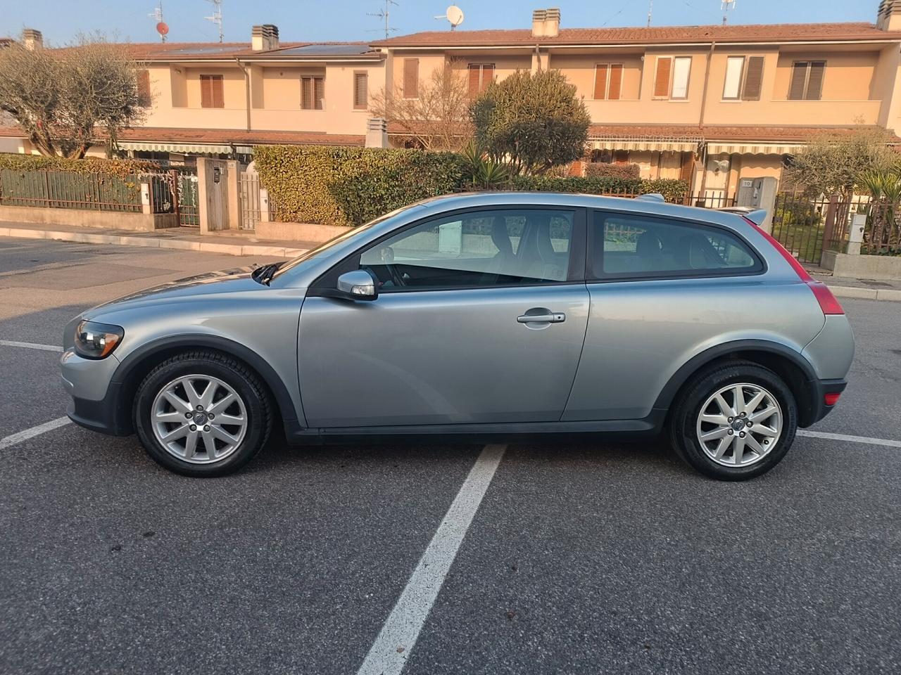 Volvo C30 1.6 D Kinetic garanzia