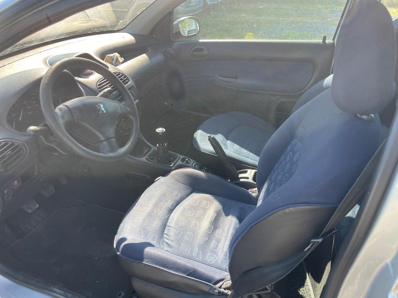 Peugeot 206 1.4 3p. X-Line