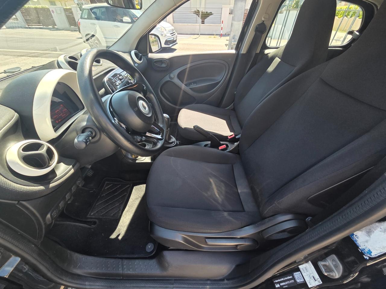 Smart ForFour 70 1.0 Youngster